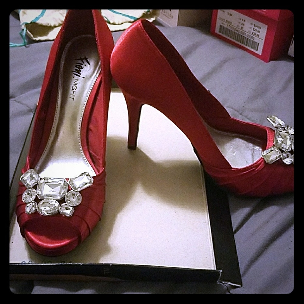 Fioni night heels